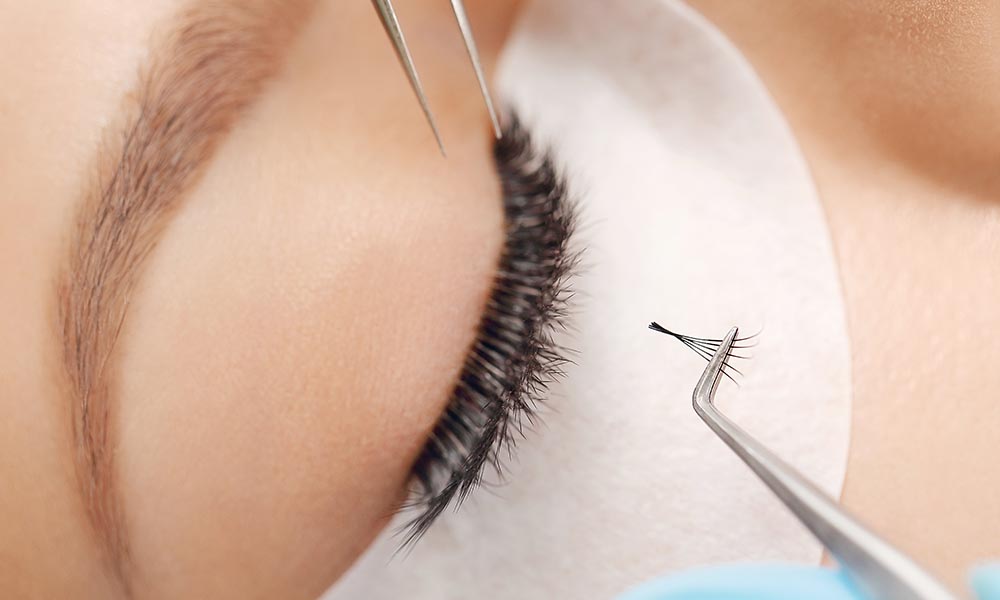 how much do lash extensions cost​