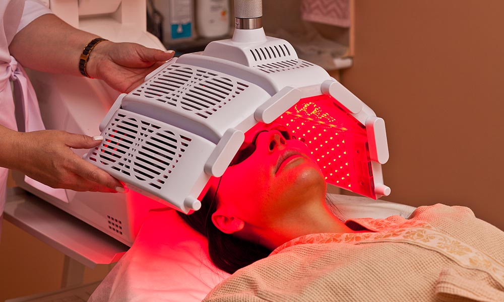 are led light therapy masks effective​
